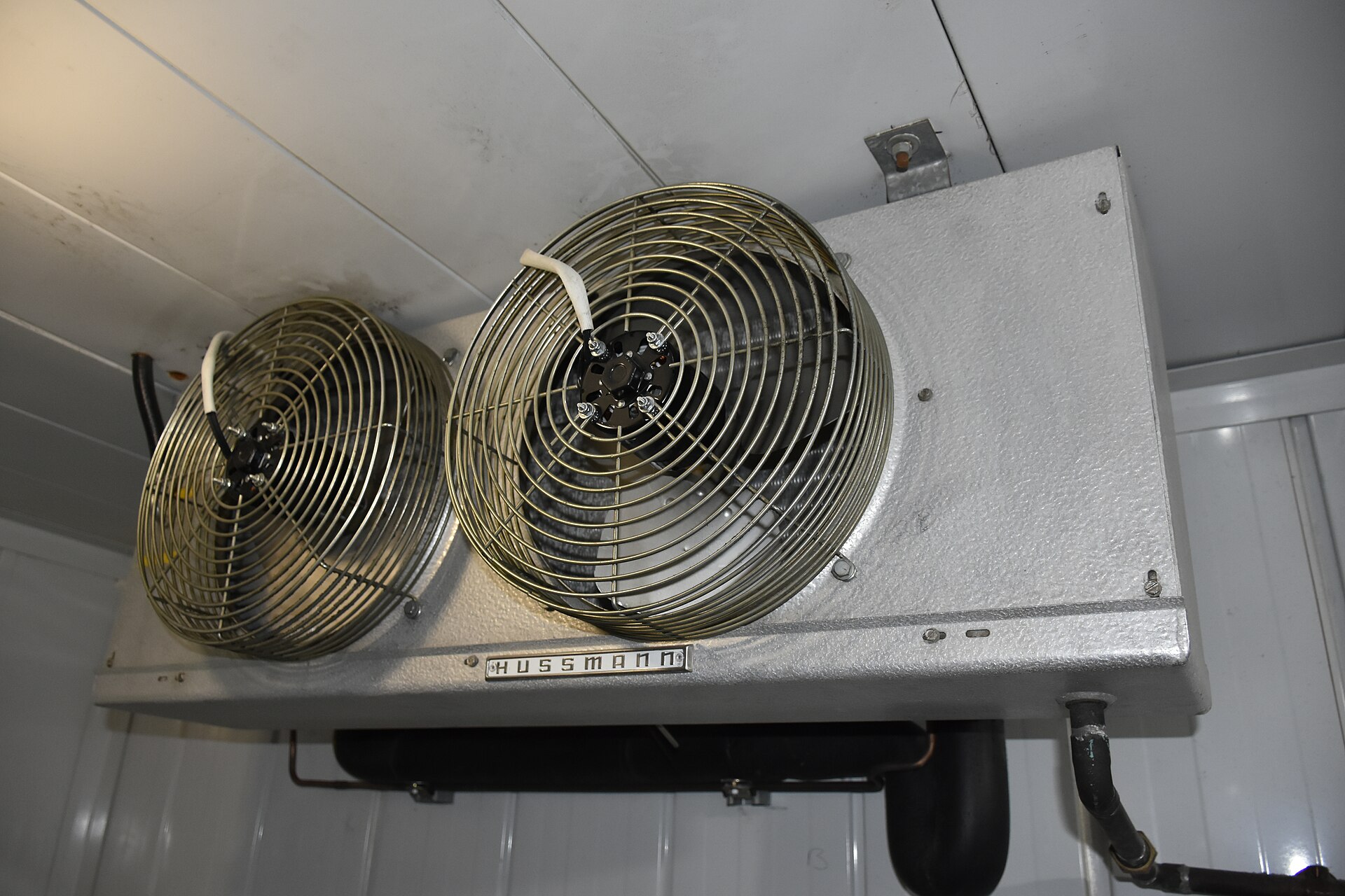 FAN COIL UNIT